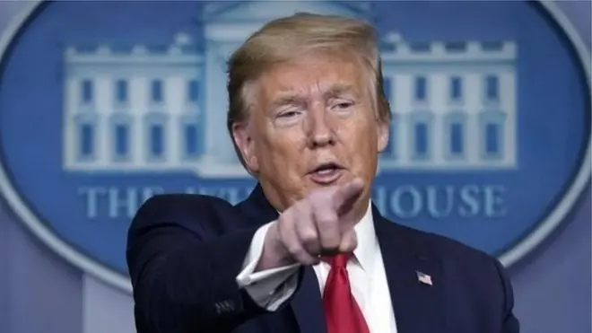 डोनाल्ड ट्रंप