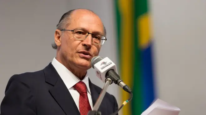 Delatores da Odebrecht afirmam que Alckmin recebeu R$ 10,7 milhõescomo entender as apostas no bet365caixa dois do chamado "departamentocomo entender as apostas no bet365propina" da empreiteira. Ele nega