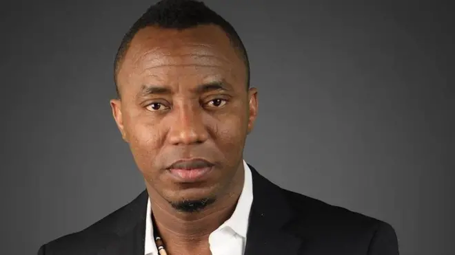 Nigeria federal goment accuse Omoyele Sowore say e take interview insult di presido