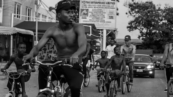 Di musia na fast rising star for di West African kontri