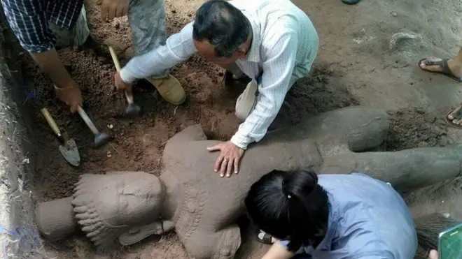 Các chuyên gia nói bức tượng là một phát hiện quan trọng nhất tại Angkor Wat trong những năm gần đây