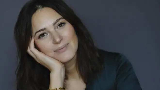 تقول إليزابيث داي، الكاتبة ومقدمة برامج إذاعية عبر الإنترنت: "بإمكاننا التعلم من إخفاقاتنا"