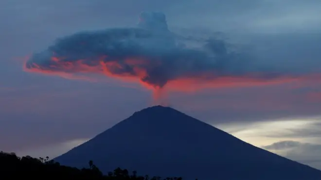 Gunung Agung dalam status awas sejak 27 November 2017.