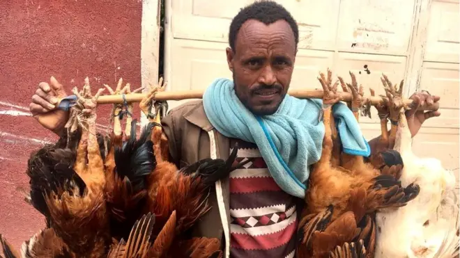 እዚ ድማ ኣብ መቐለ'ዩ። ሓሙሽተ ደራሁ ክሸይጥ ንዕዳጋ ዝወፈረ ሰብኣይ