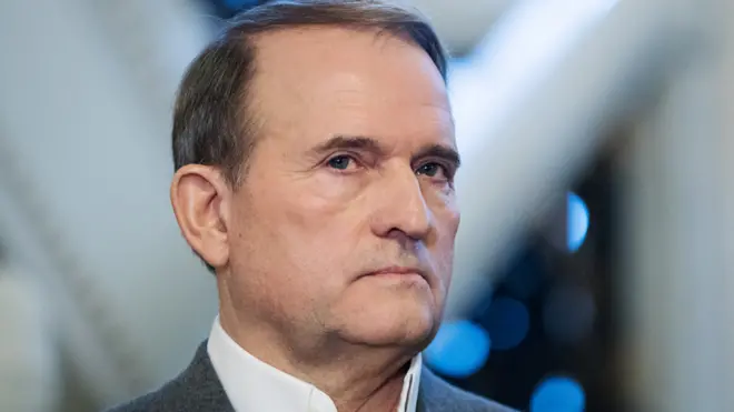 Партия Виктора Медведчука занимает второе место в предвыборных опросах, а его самого уже сейчас называют в Киеве одним из самых влиятельных депутатов еще не избранного парламента