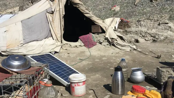 له پاکستان او ايرانه خپل هېواد ته يو شمېر کډه شوې کورنۍ رواني امنیت نه لري.