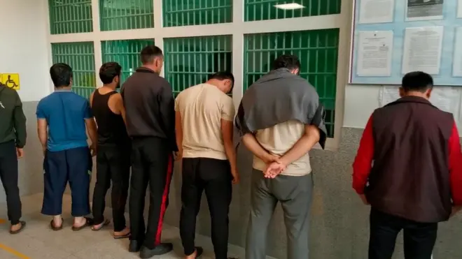 Россия полицияси ушлаган мигрантлар