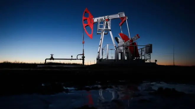 нефтедобывающая вышка