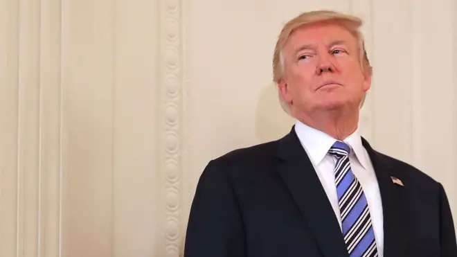 Trump pidió que los republicanos dejen que la actual ley de salud colapse.