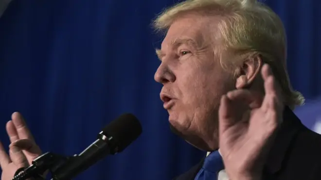 ریپبلکن امیدوار ڈونلڈ ٹرمپ نے امریکہ کے نظام کو ایک بار پھر تنقید کا نشانہ بنایا ہے