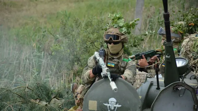 десантники