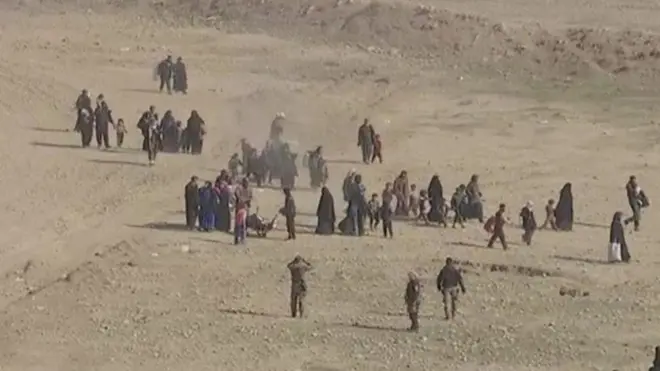 نحو 750 ألف شخص غرب الموصل "يعانون ظروفا إنسانية صعبة للغاية"