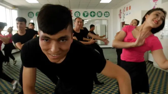 Campo de "transformación de pensamiento" en China