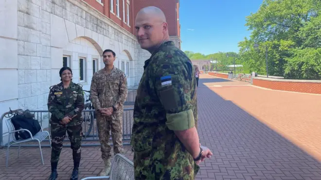 Lauri Teppo từ Estonia đang tham gia các khóa đào tạo ở Fort Leavenworth