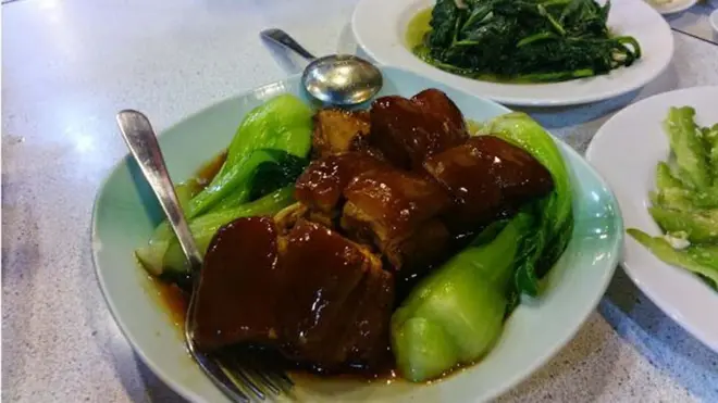 许多年菜不但讲究食材更讲究调味和烹饪的火候