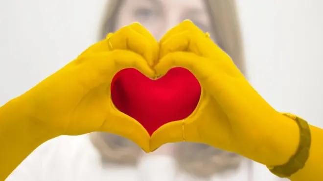 Якщо користувачі усвідомлюють культурний контекст символів, емодзі мають потужну силу зблизити світ