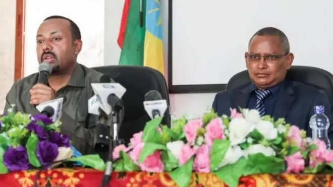 ቀዳማይ ሚኒስተር ኢትዮጵያ ምስ ዶ/ር ደብረጸን