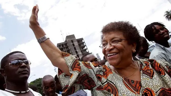 ኤለን ጆንሰን ሰርሊፍ፡ ንጆርጅ ዊሃ መዝነተን ኣረኪበን