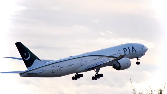 طائرة تابعة للخطوط الجوية الباكستانية