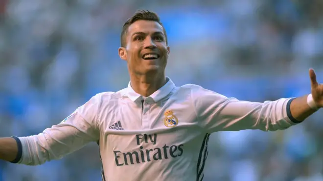 رونالد أحرز 3 أهداف "هاتريك" في مباراة الافيز