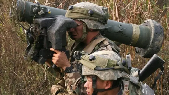 Переносні протитанкові комплекси є на озброєнні багатьох армій світу