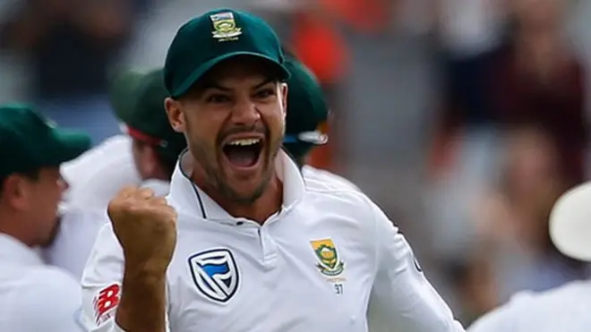 چوتھی صبح تک میچ کافی متوازن تھا