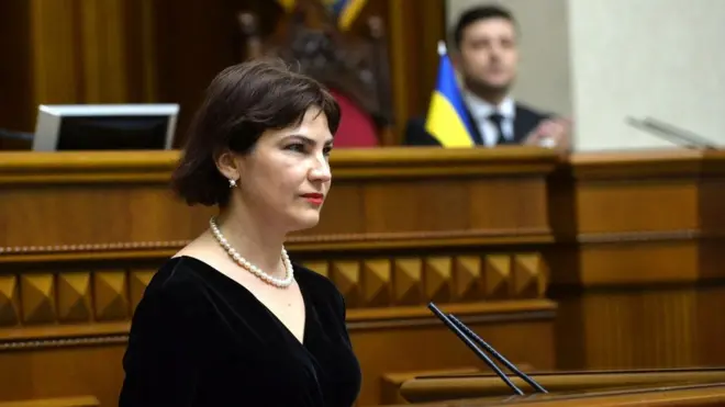 Ірина Венедіктова вивчила матеріали справи і ухвалила рішення. Просить ЗМІ та політиків не тиснути на неї