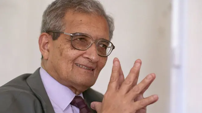 عالم الاقتصاد أومورتو شن هو محور الفيلم في حوار طويل معه