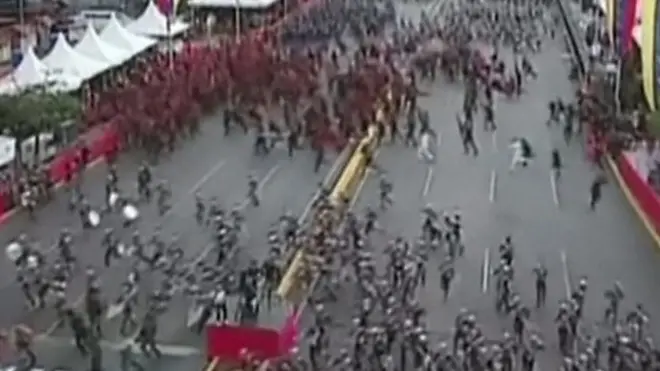 بالفيديو: لحظة "الهجوم" على مادورو