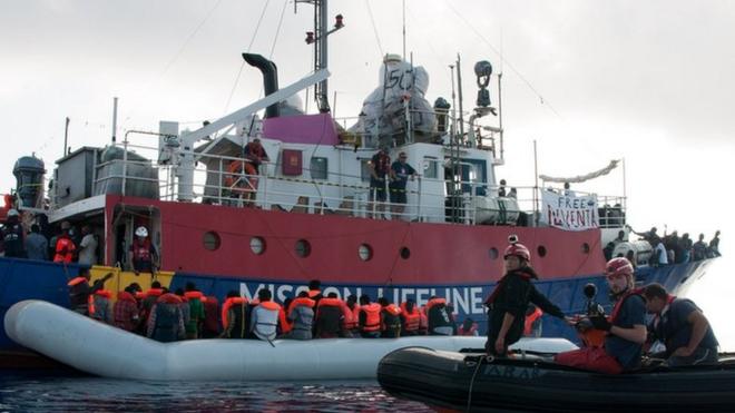 意大利早前拒绝让载有难民的船只靠岸，引来争议。