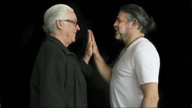 Luis Enrique Mejía Godoy y Luis Enrique Mejía López, "el príncipe de la salsa"