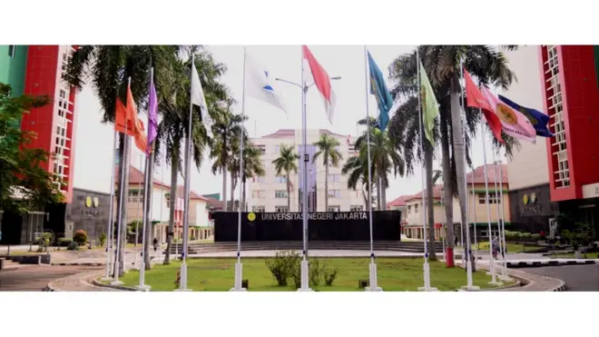 Kasus dugaan plagiarisme di UNJ dinilai seorang dosen 'merusak citra kampus'.