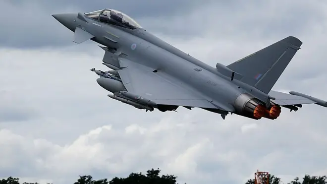 Avión de guerra Thypoon