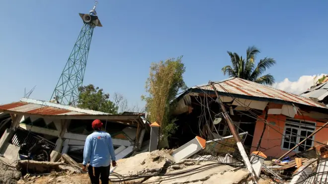 Tak hanya soal minimnya alat deteksi bencana alam, pemerintah dianggap lalai memaparkan potensi gempa dan tsunami yang telah dikaji pakar geoteknologi.