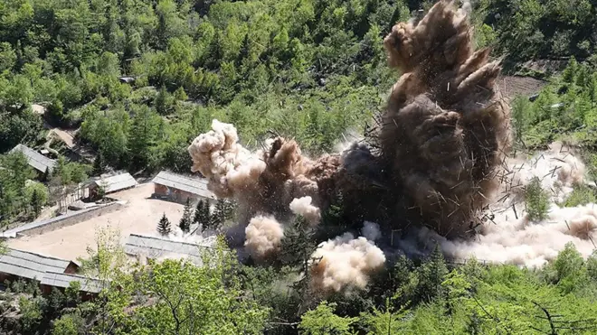 Видео разрушения ядерного полигона в КНДР