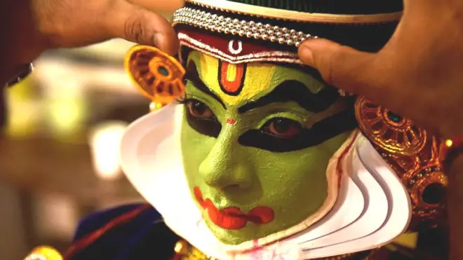 નાટકની તસવીર