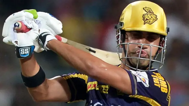 گوتم گمبھیر کے فیصلے کے بعد یہ قیاس آرائی شروع ہو گئی کہ ان سے کپتانی چھوڑنے کے لیے کہا گیا تھا اور اس میں کوچ رکی پونٹنگ کا ہاتھ تھا لیکن وہ اس بات سے انکار کرتے ہیں