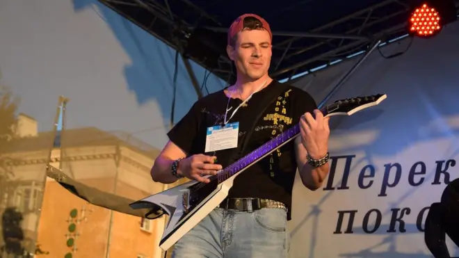 37-летний Алексей Нуриев служил в МЧС и играл в рок-группе