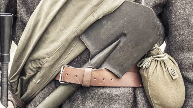 مجرفة إم بي إل-50 التي يستخدمها الجنود الروس في القتال المتلاحم في أوكرانيا يعود تاريخها إلى عام 1869