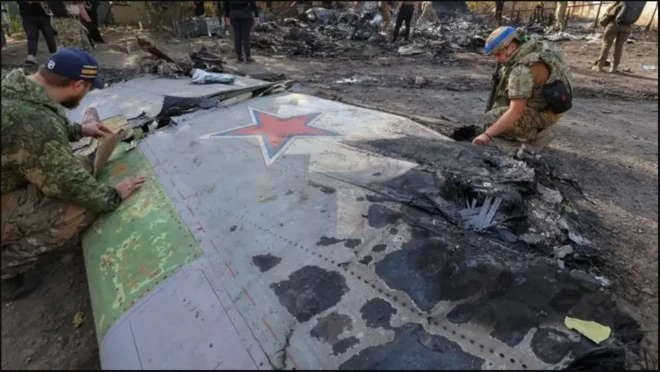 Burburkii diyaaradda Ruushka "Akhotnik" ee Kostyantynivka
