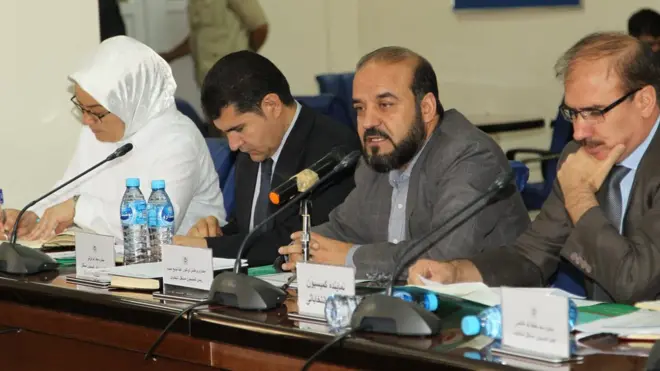 کمیسیون انتخابات اعلام کرده که تصمیم آنان نهایی است.