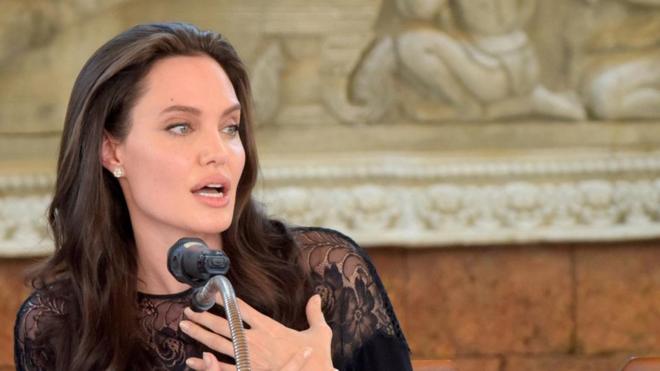 СМИ выяснили причину анорексии Анджелины Джоли: это не рак
