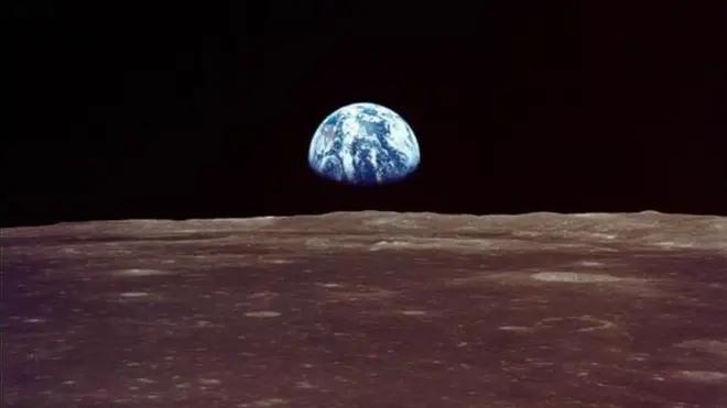 zemlja sa površine meseca elvis