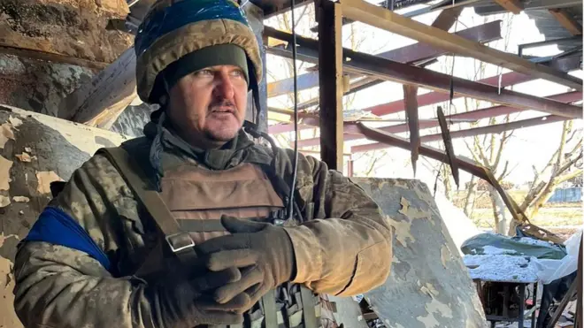 Olexander, de 44 años, estaba luchando en Donbas.
