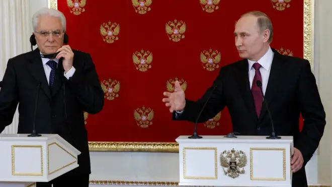 Vladimir Putin ve Sergio Matarella