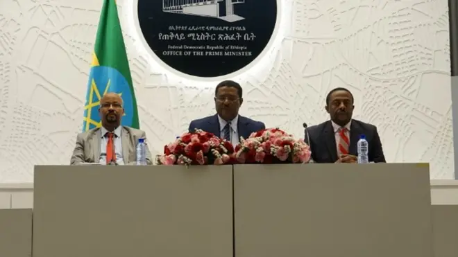 Ugguramuu Barattootaarratti ibsa waajira Ministira Muummeetti kenname