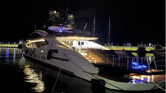 İtalya'da Başbakanlık ofisi Mordaşov'a ait yatın fotoğrafını paylaştı