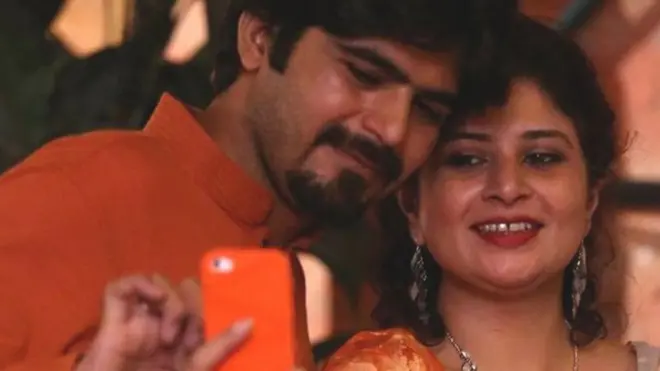 مدثر نارو اور ان کی اہلیہ