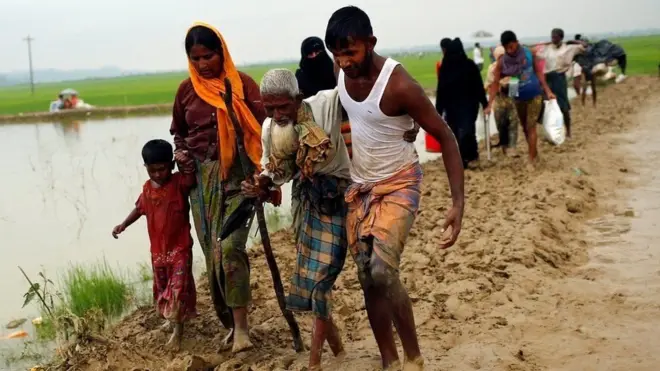 Kumannaan qof oo ah Muslimiinta Rohingya ayaa ka qaxay Myanmar