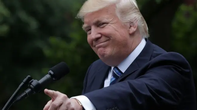 डोनल्ड ट्रंप